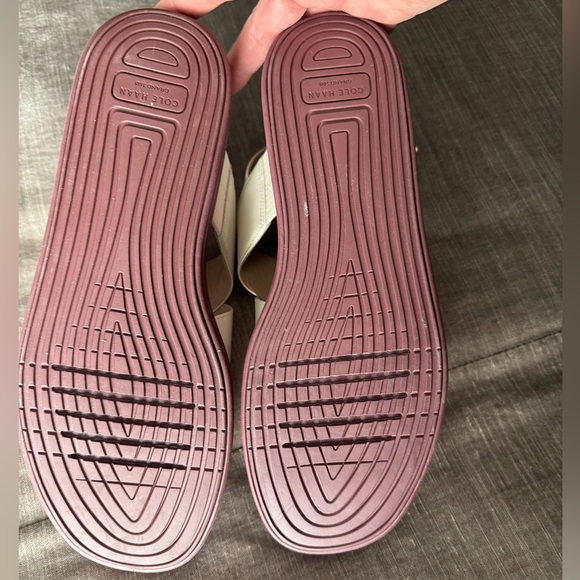 Cole Haan - Picture 4 of 4